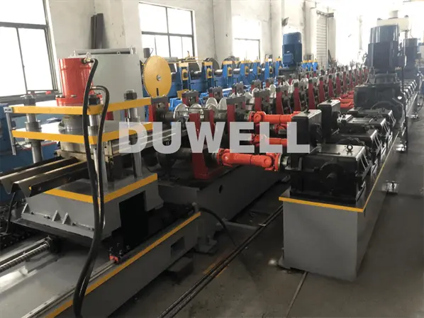 guardrail roll forming machine
