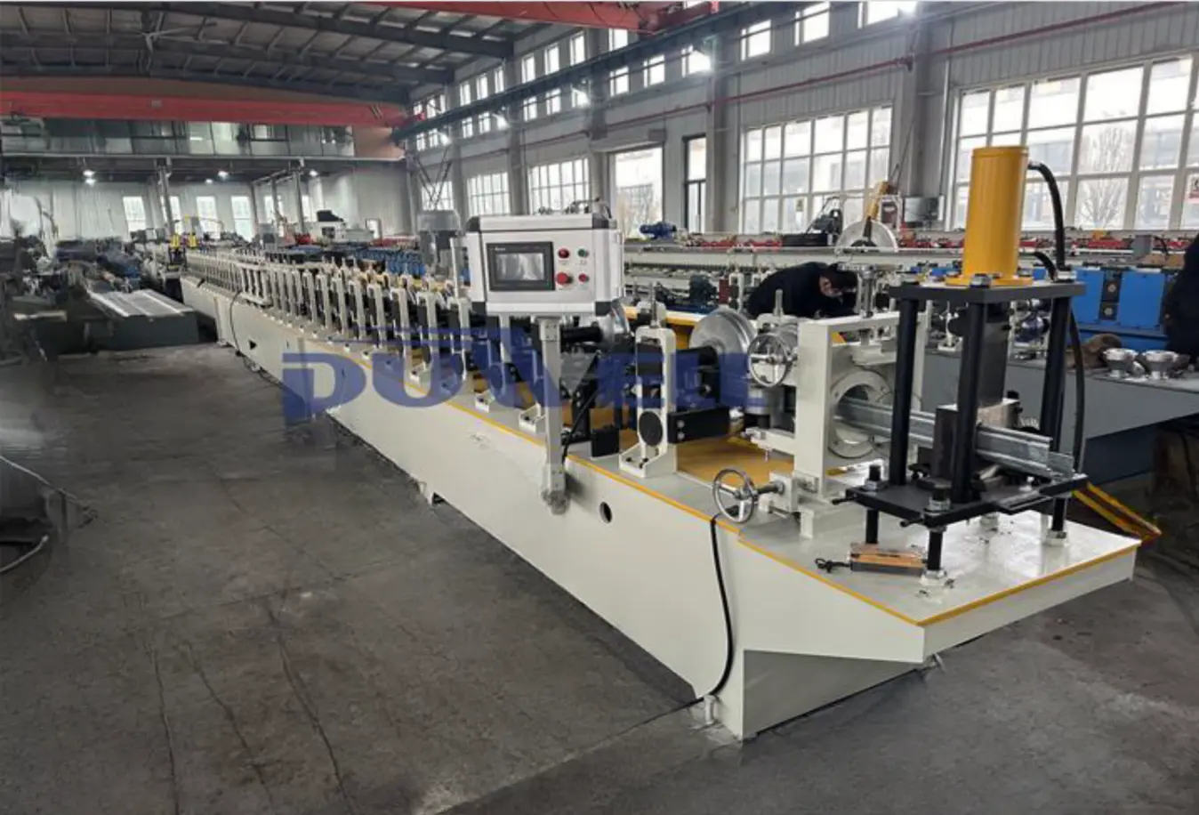 Steel Deck Roll Forming Machine: Applications and Main Components